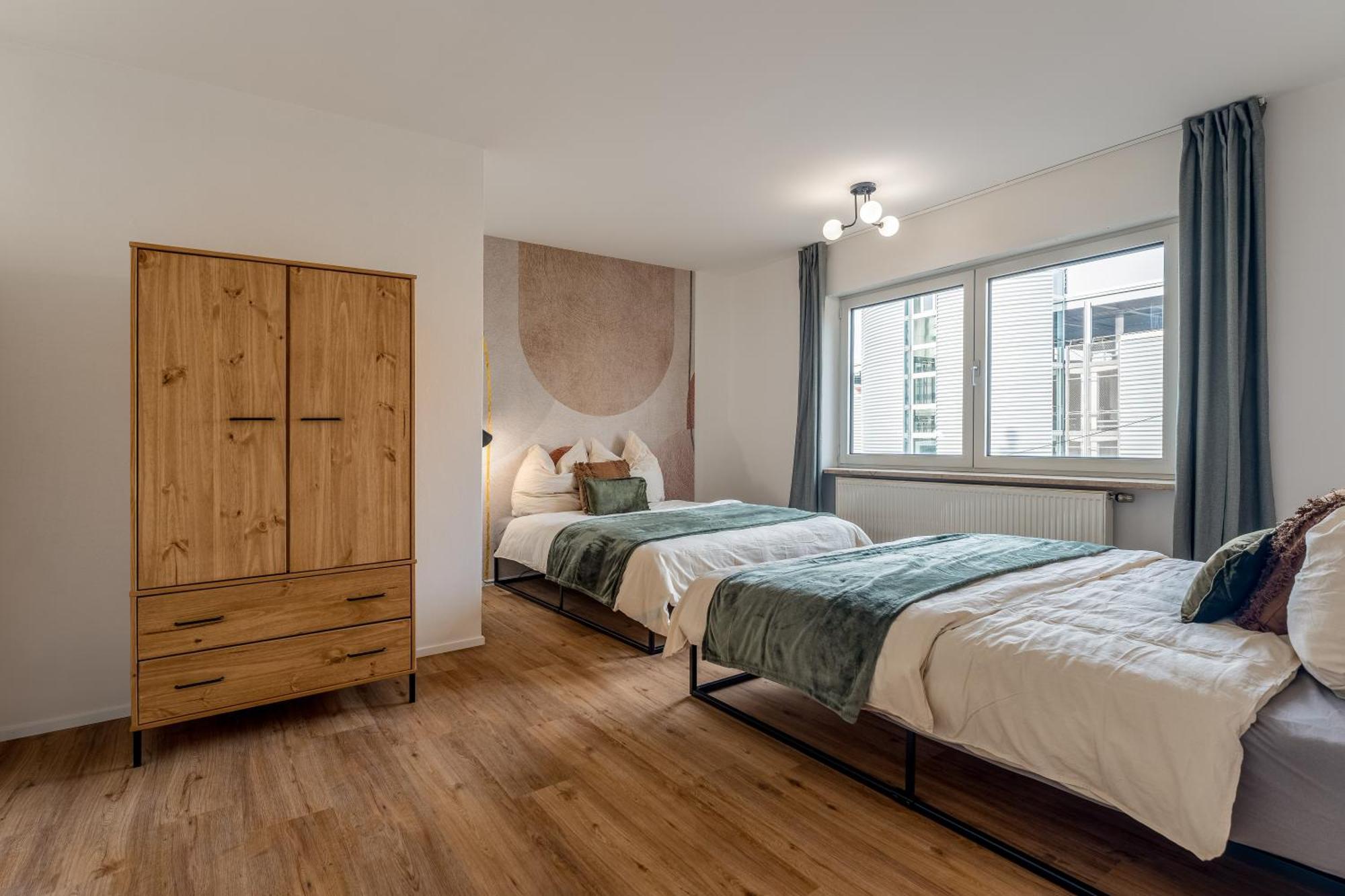 Apartment Lexapartments Altstadt Zentral 80qm In Lorenz