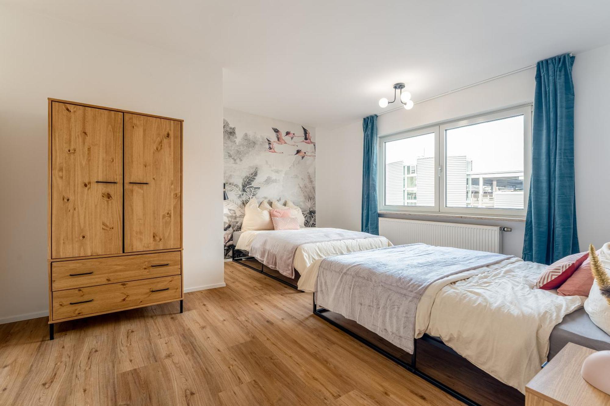 Apartment Lexapartments Altstadt Zentral 80qm In Lorenz *