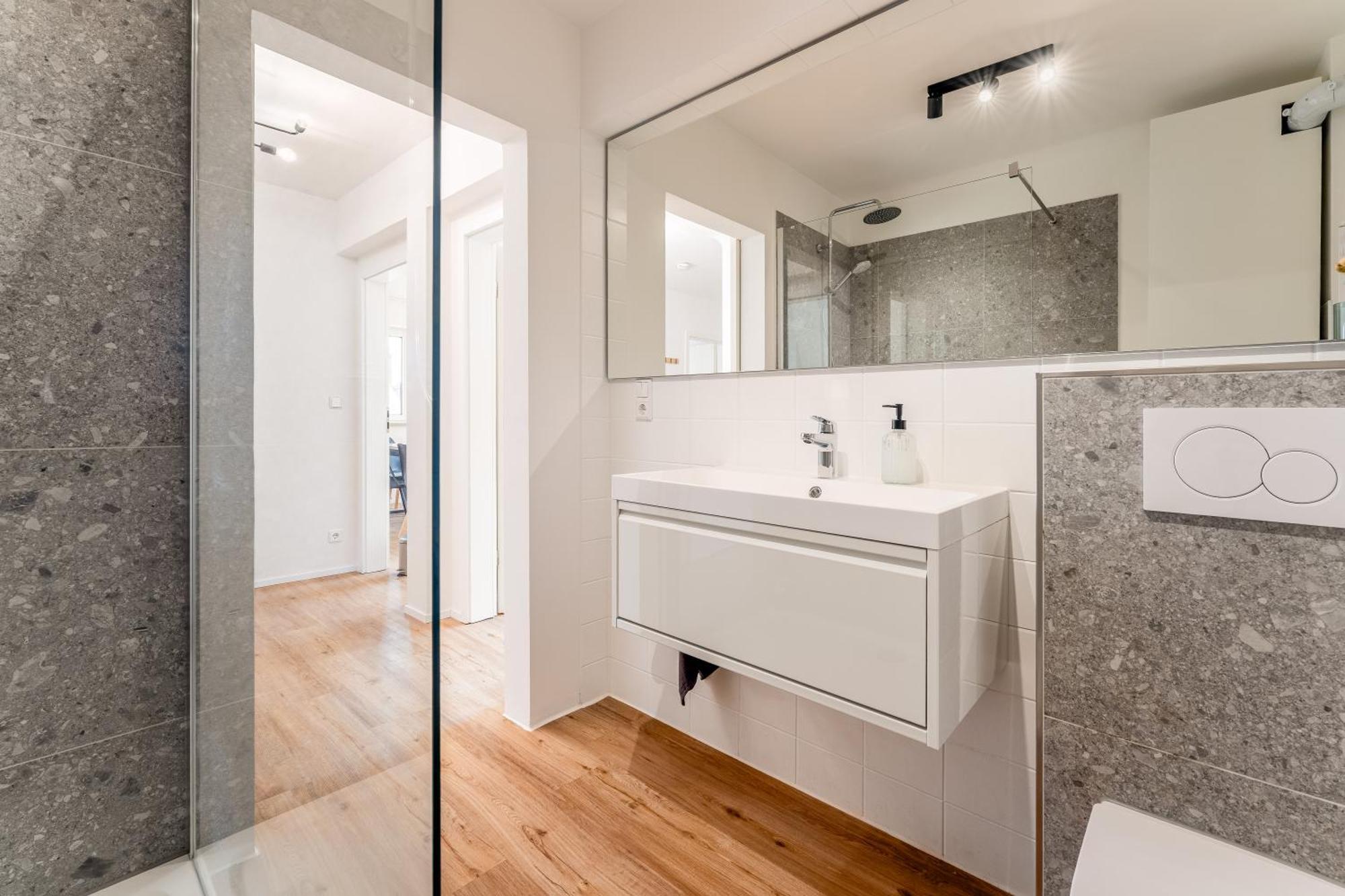 Lexapartments Altstadt Zentral 80qm In Lorenz * Nürnberg